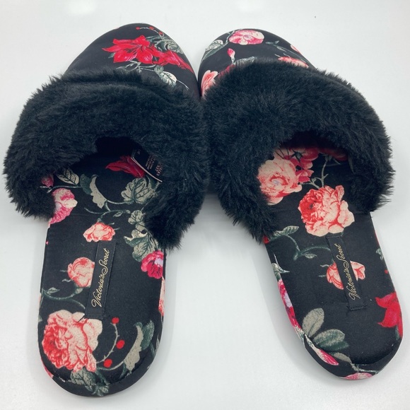 Victoria’s Secret black and floral slippers with fur trim. Size Large. - Picture 4 of 4